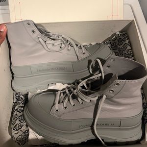 Gray👀 Alexander McQueen sneakers in size 12 mens